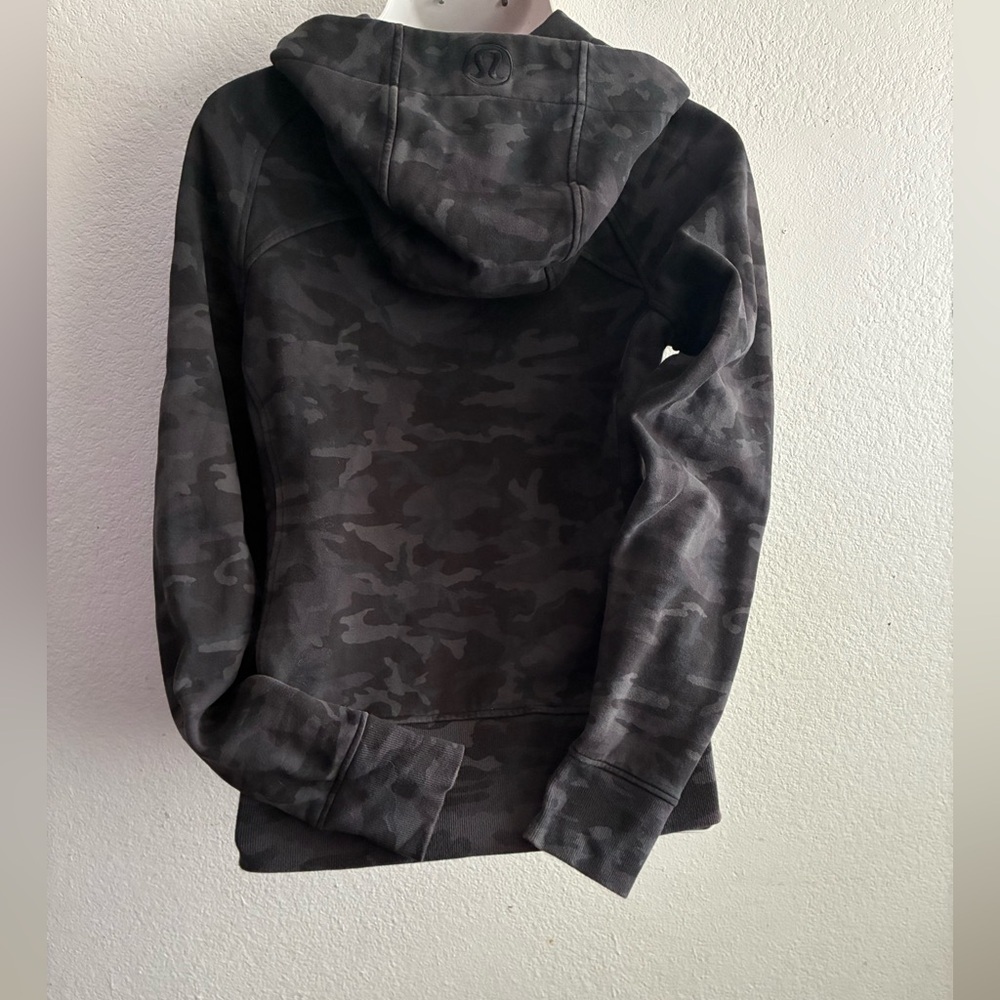 Lululemon Women's Scuba Hoodie Light Cotton Fleece Incognito Camo Gray 12 - Picture 4 of 13